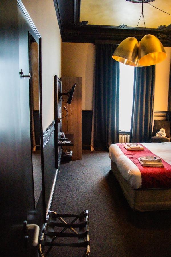 Hotel Industrie Льовен Екстериор снимка